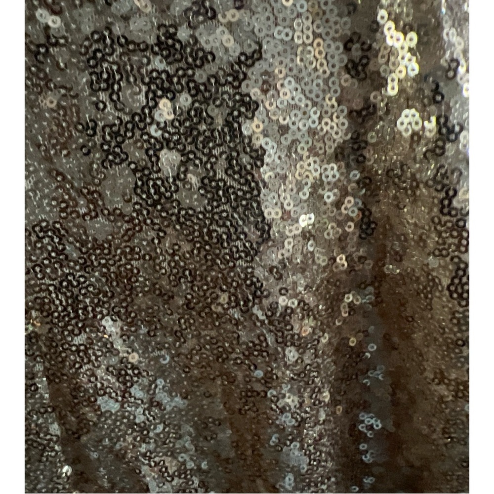 Just Cuella Women’s Mini Sequin Metallic Dress Size 4-6. - Picture 5 of 5